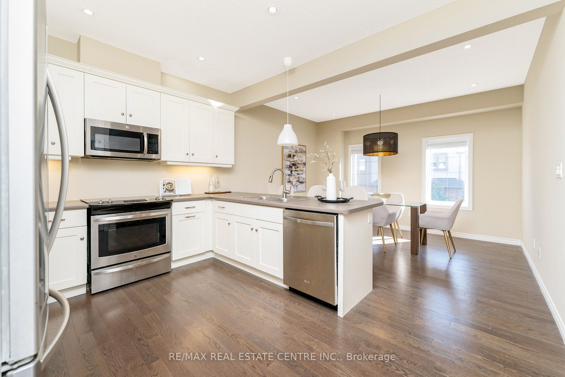 16 Guthrie Lane, #18