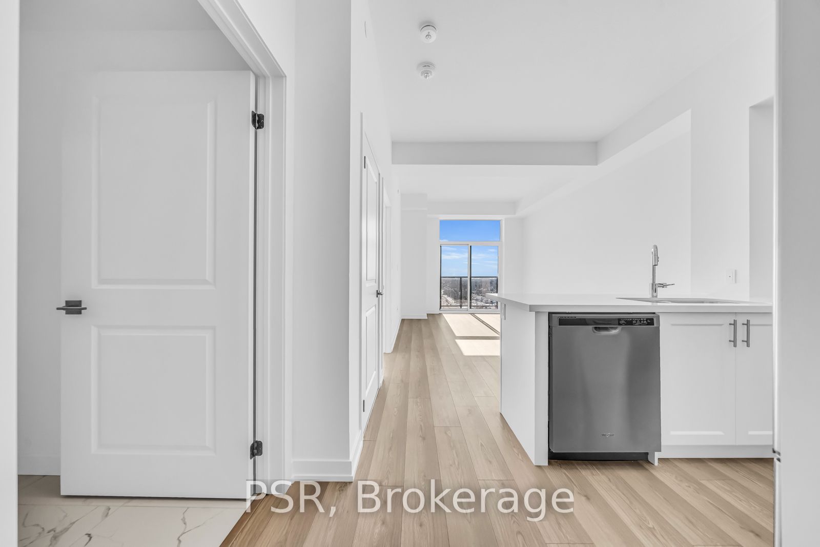 450 Dundas St E, #1213