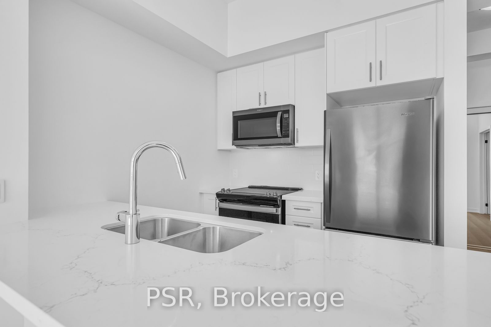 450 Dundas St E, #1213