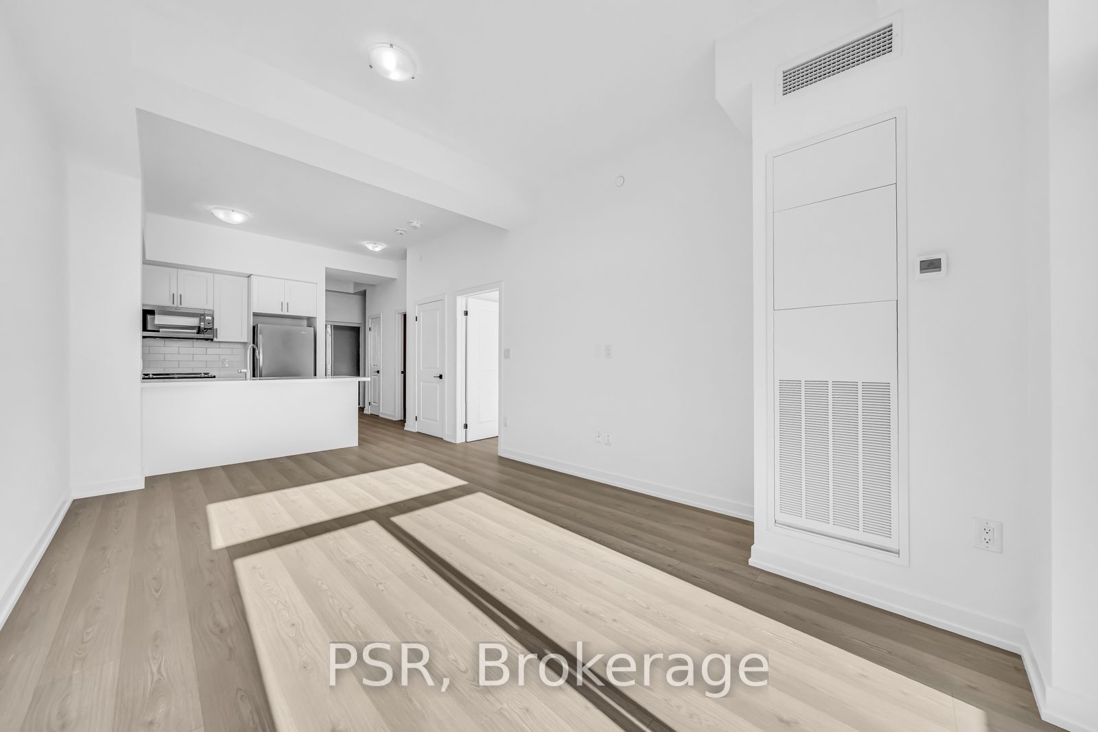 450 Dundas St E, #1213