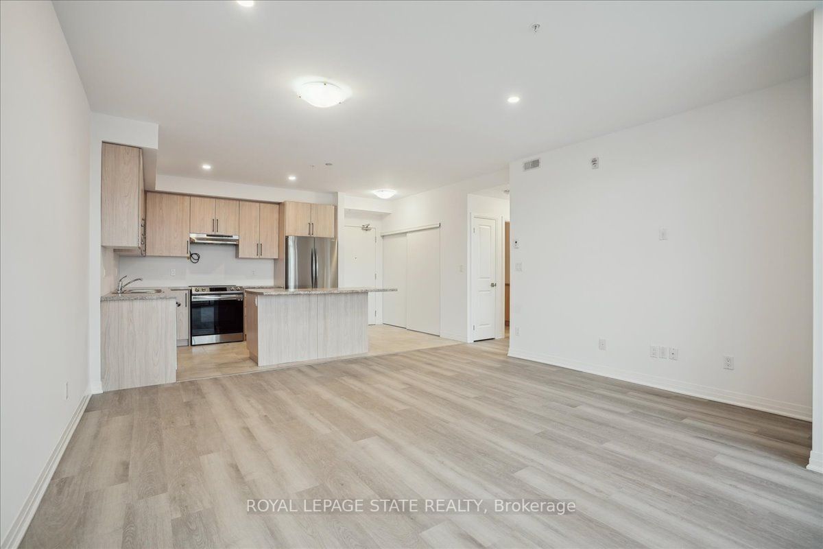 5 Hamilton St N, #408