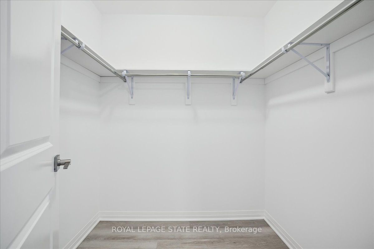 5 Hamilton St N, #408