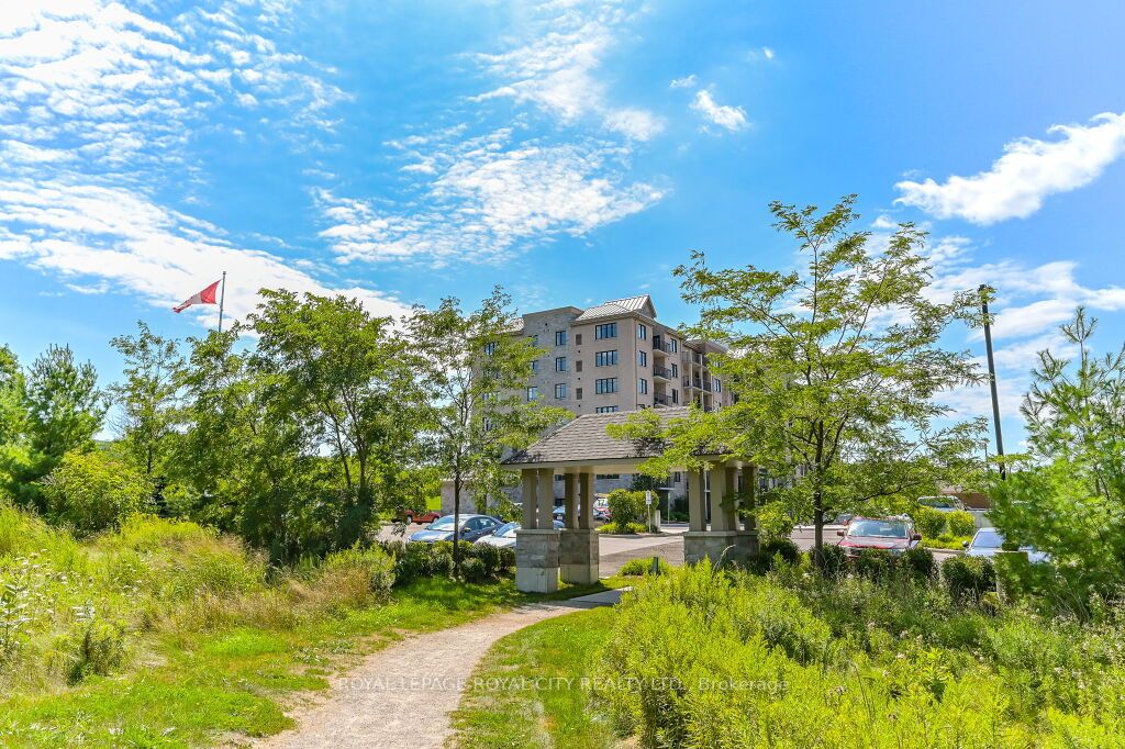 778 Laurelwood Dr, #104