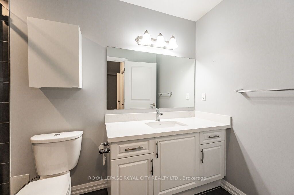 778 Laurelwood Dr, #104