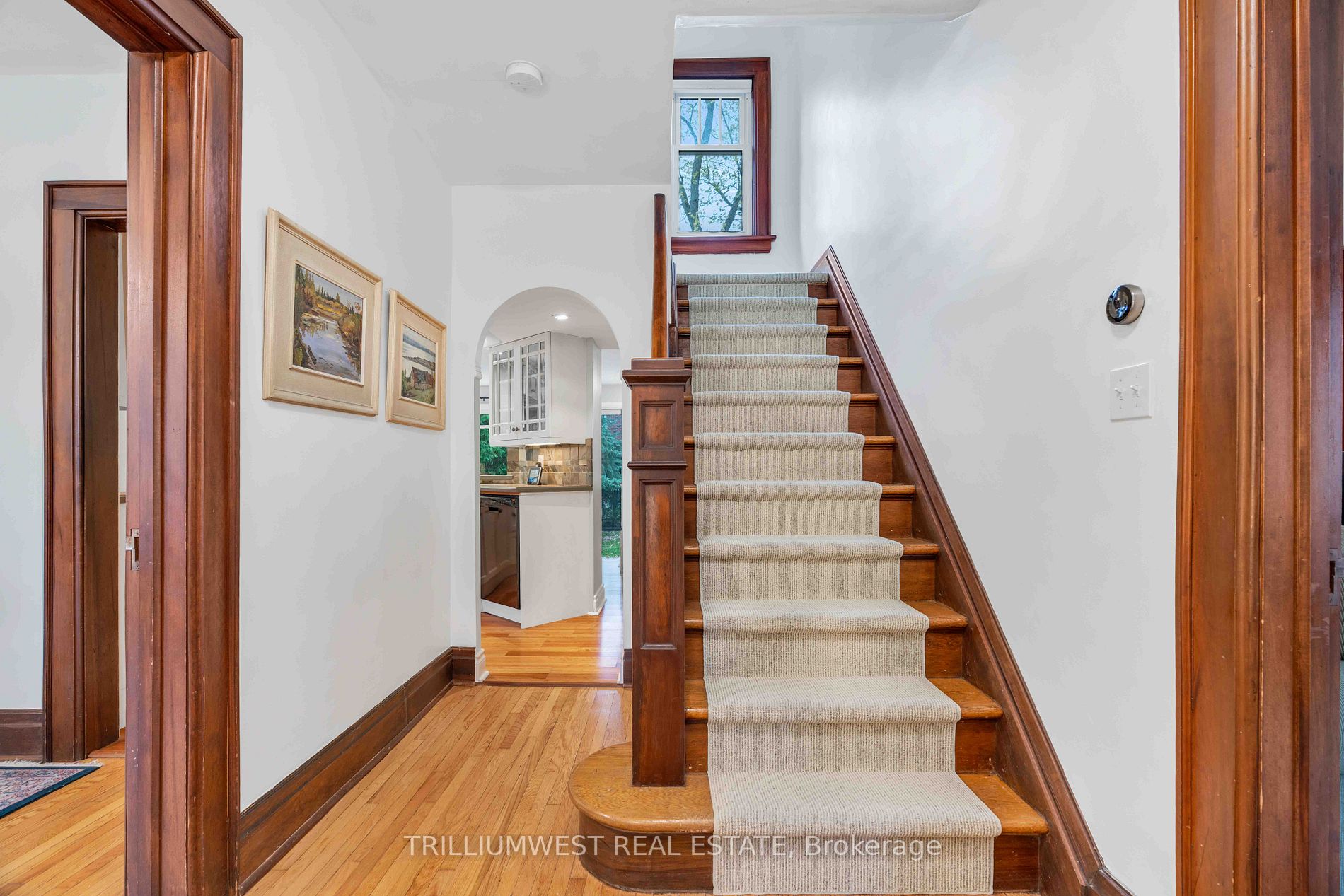 30 Dean Ave