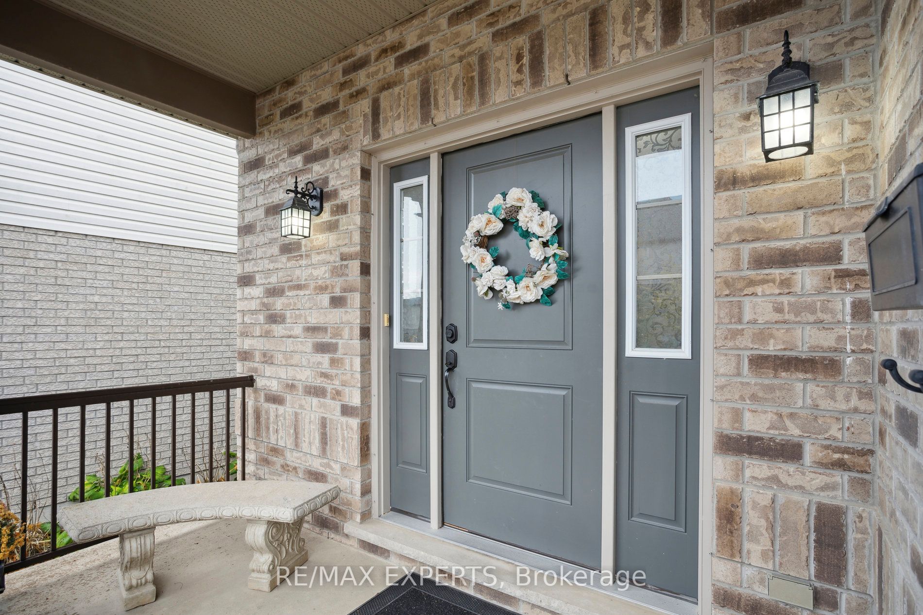2077 Springridge Dr