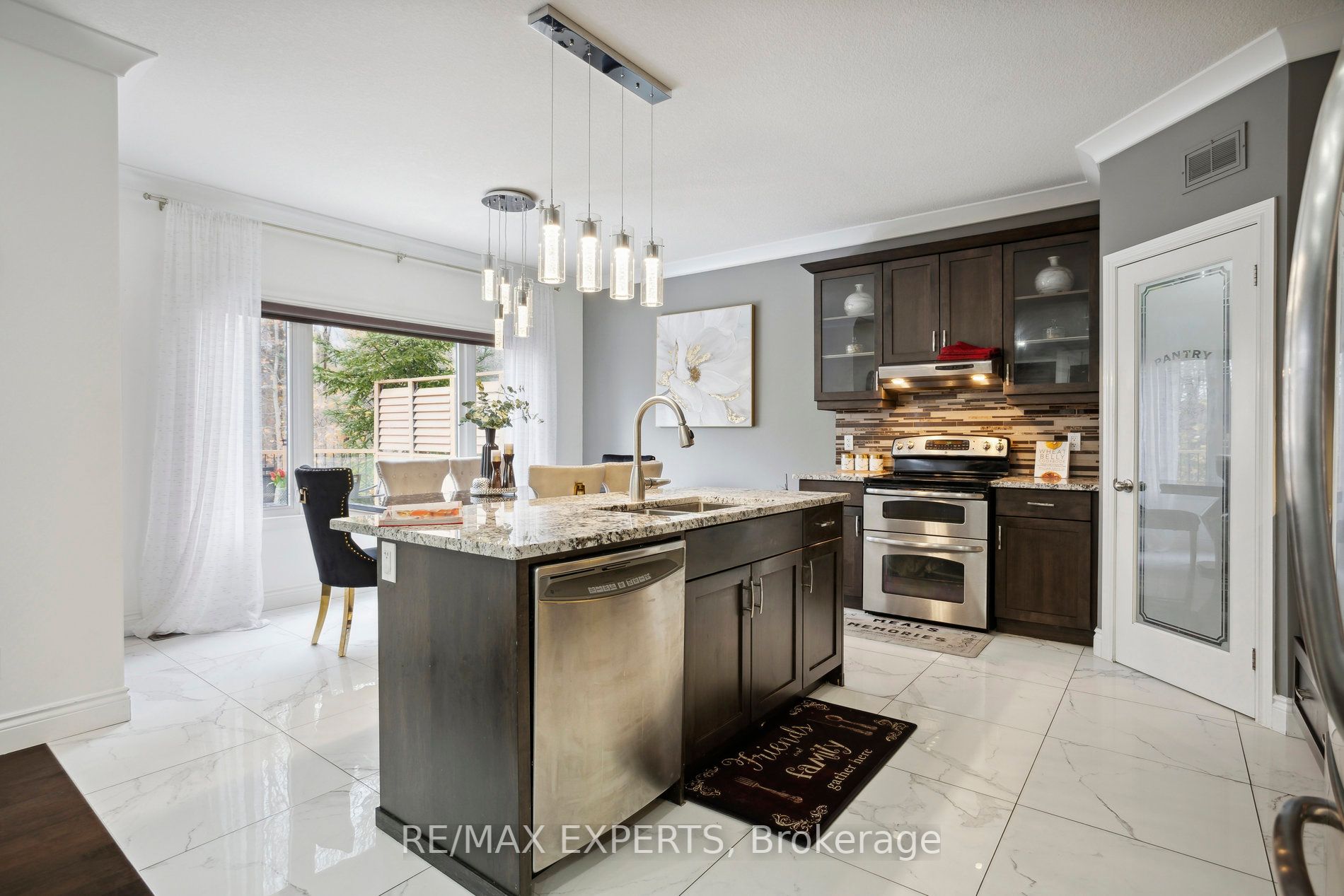 2077 Springridge Dr