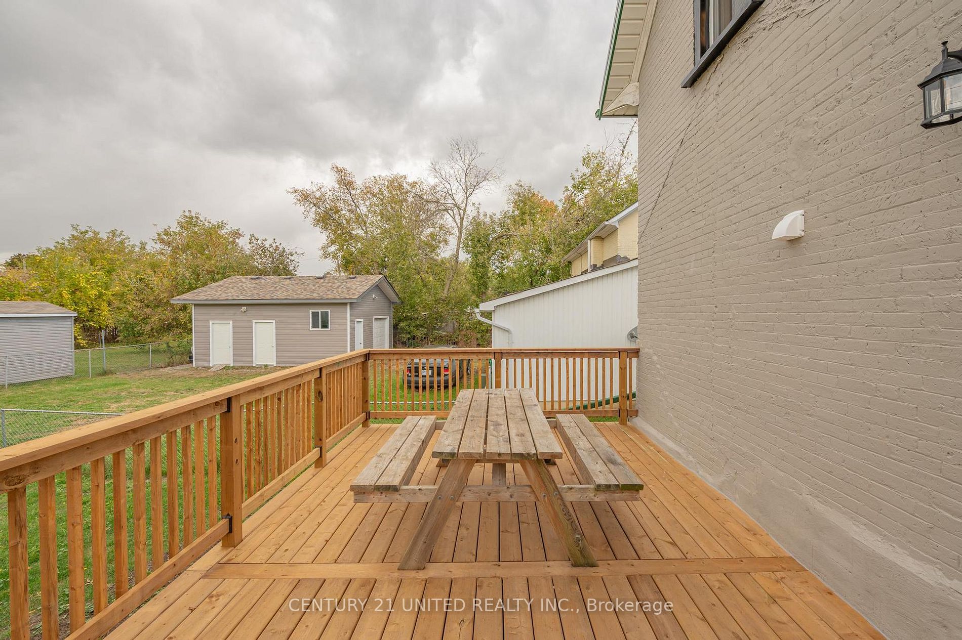 151 Park Pl