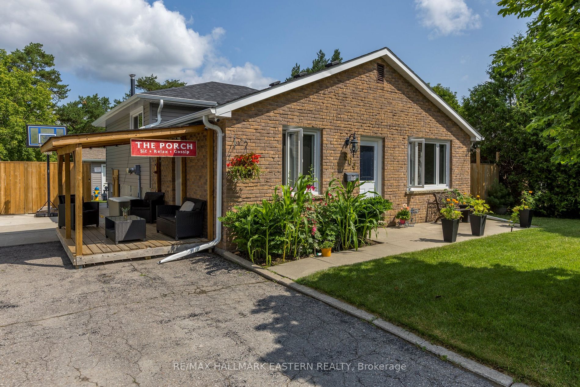 864 Terrace Rd
