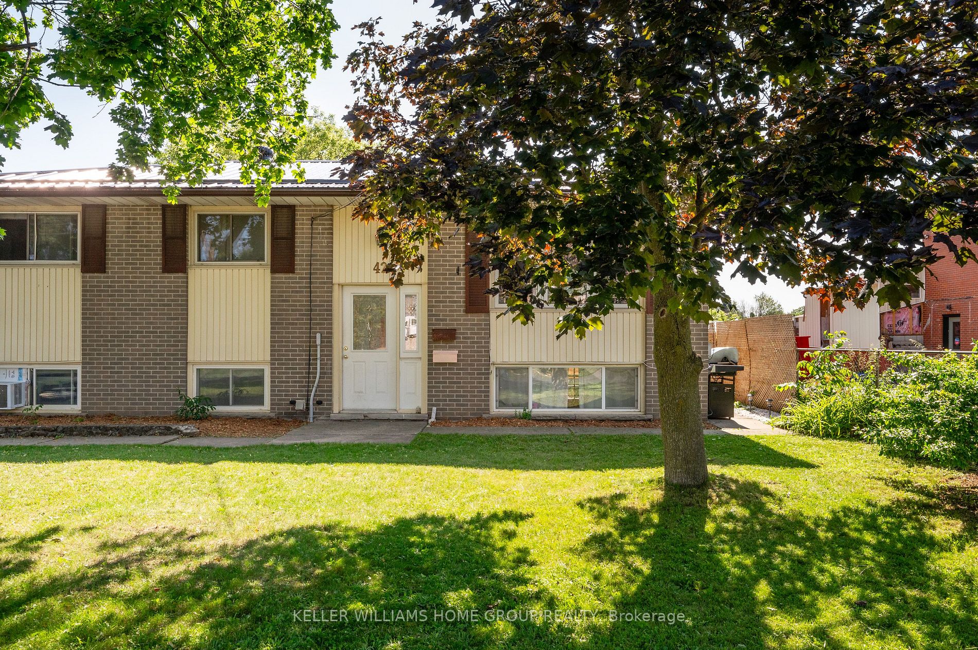 42 Daniel Ave