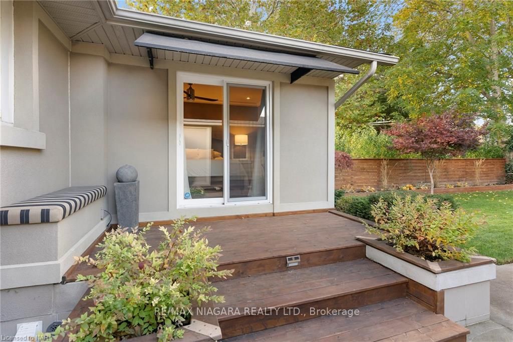 47 Aquadale Dr