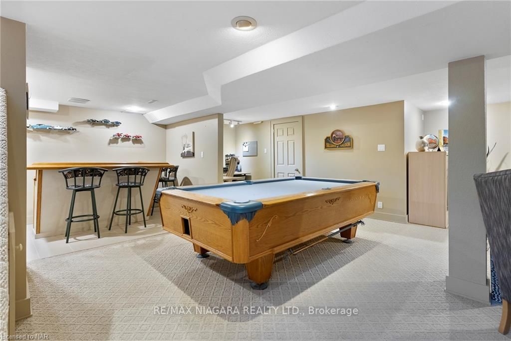 47 Aquadale Dr