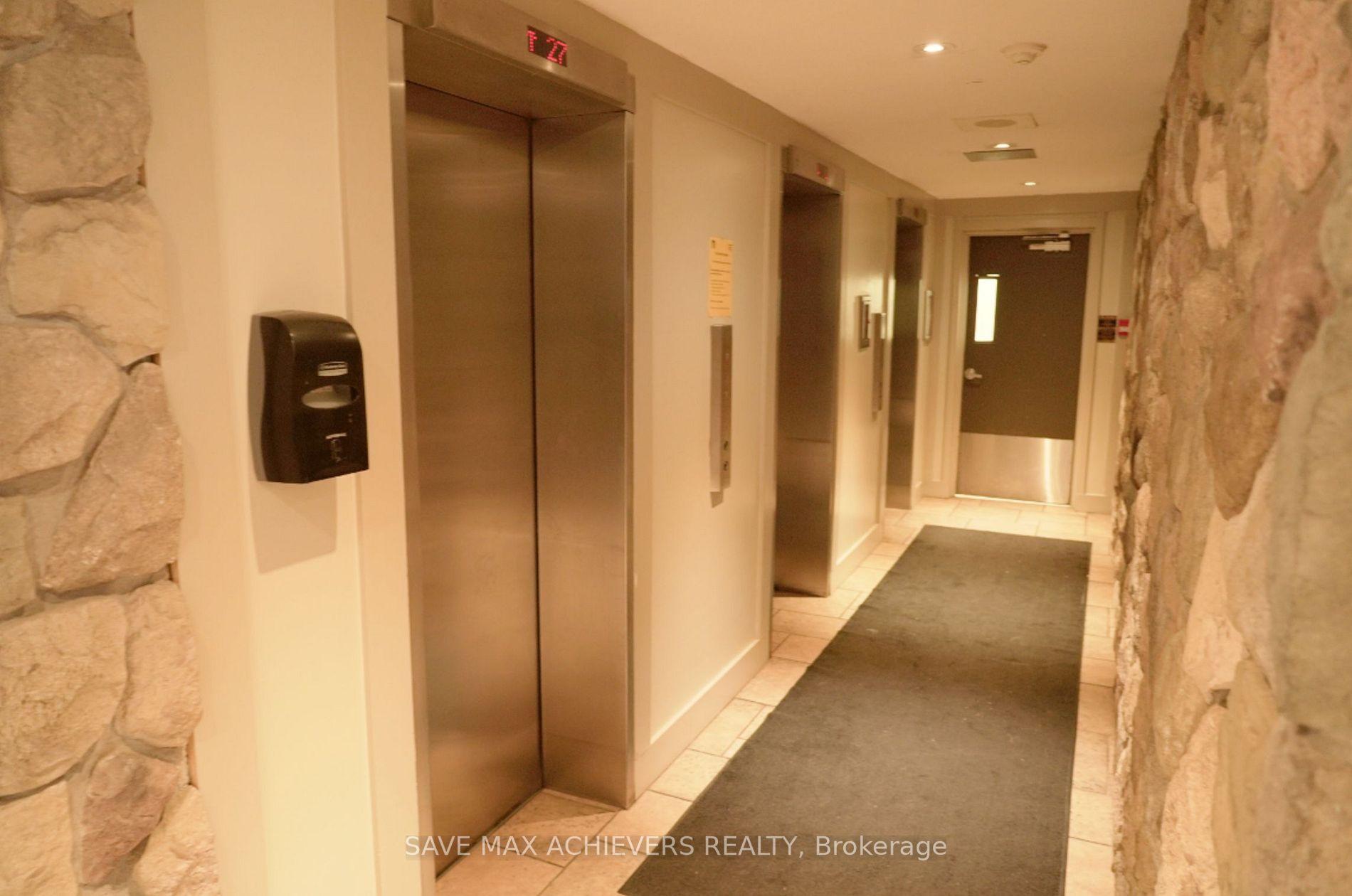 150 Charlton Ave E, #2205