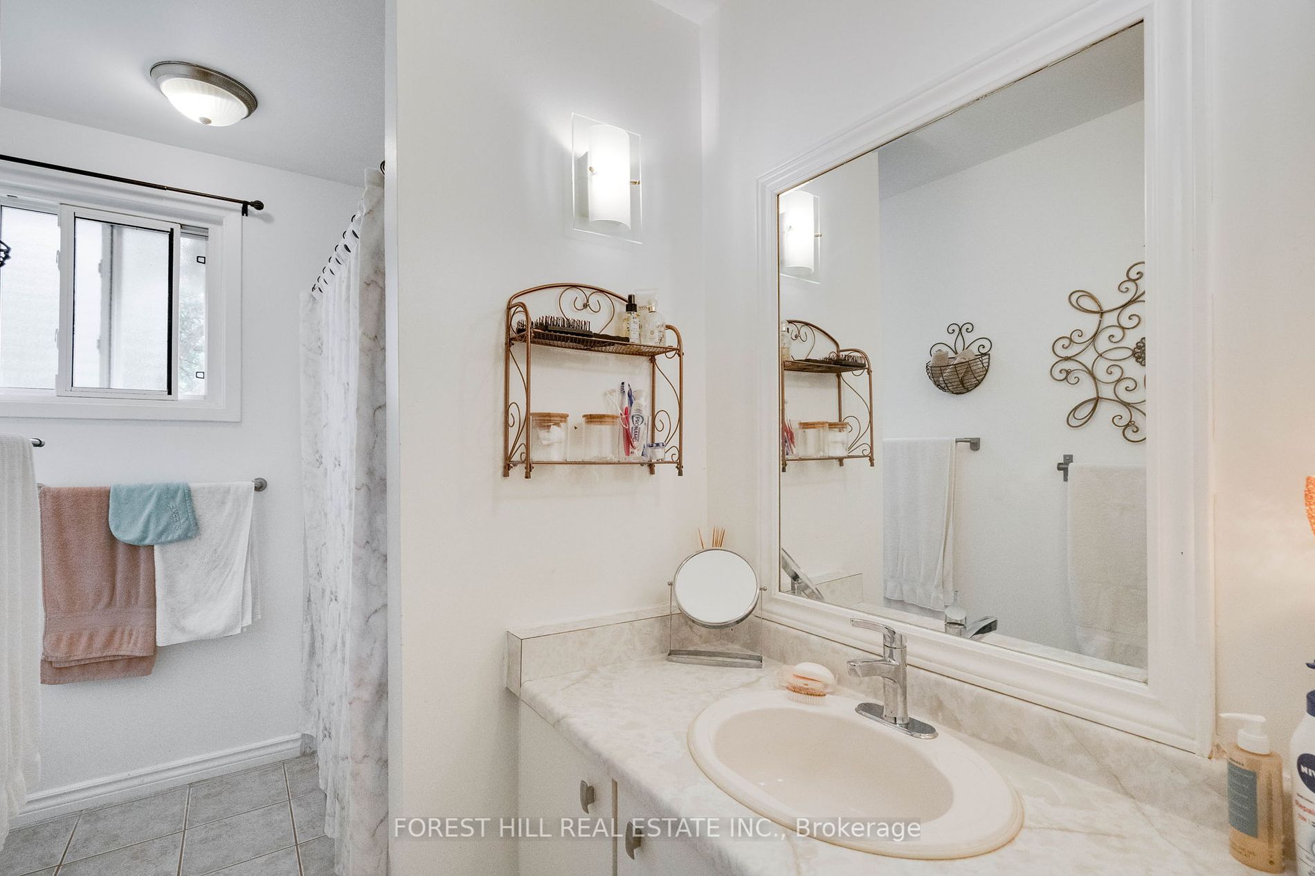 100 Quigley Rd, #142