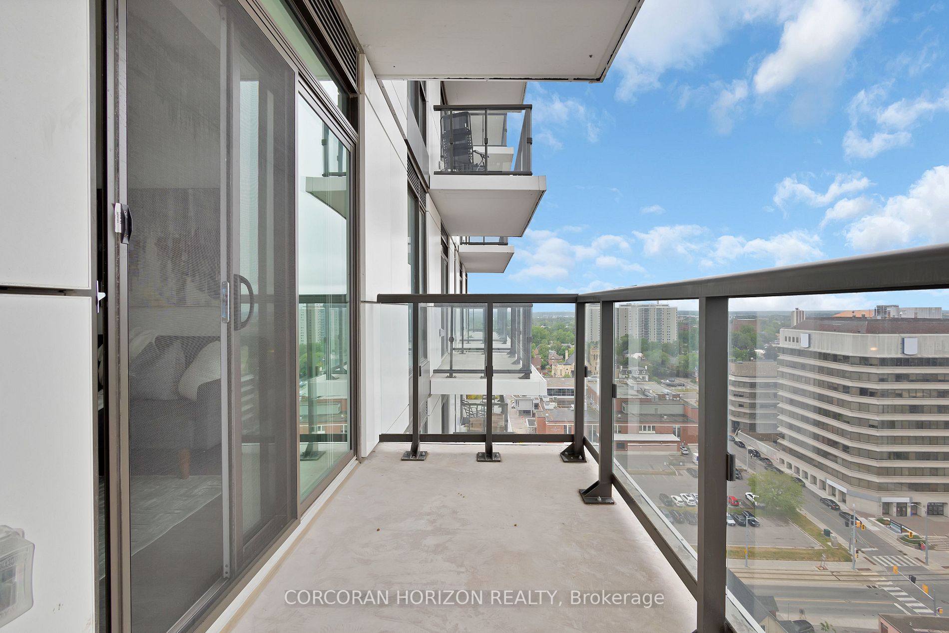 55 Duke St W, #1605