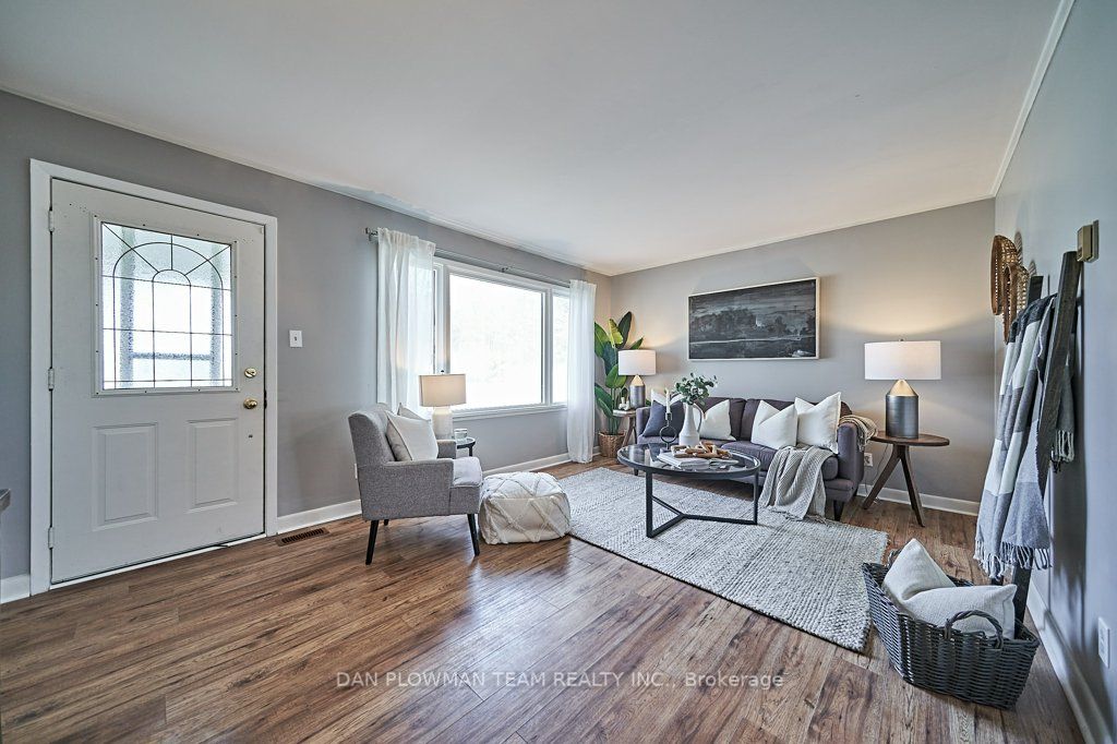 139 Queen St