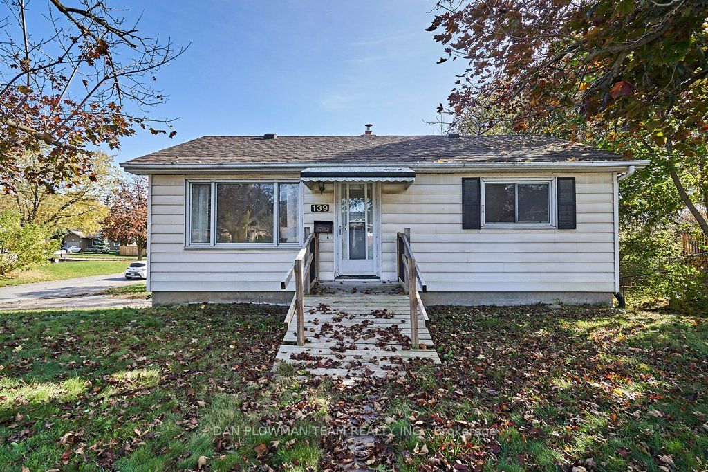 139 Queen St