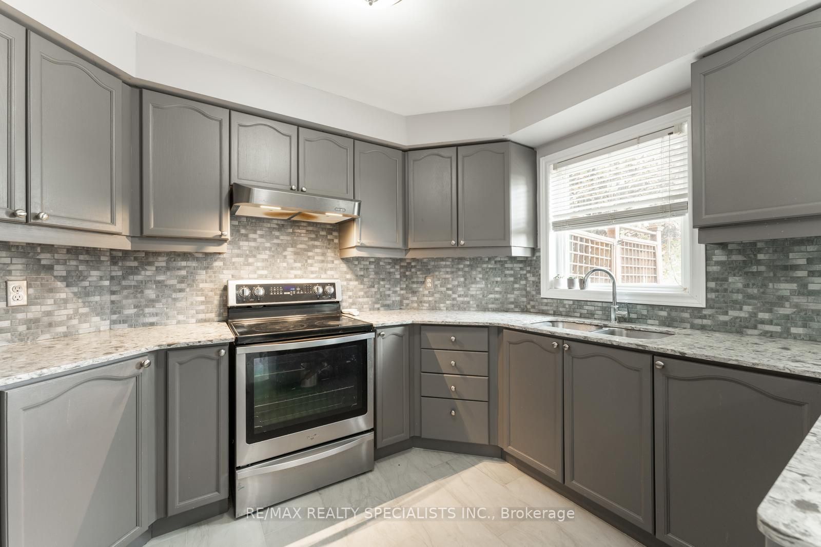 47 Heathfield Cres