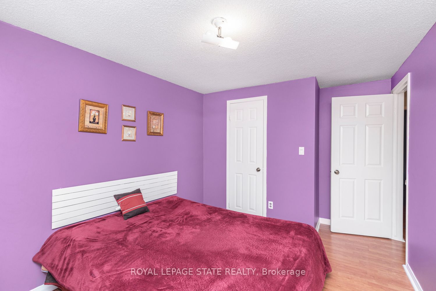 1 Royalwood Crt, #15