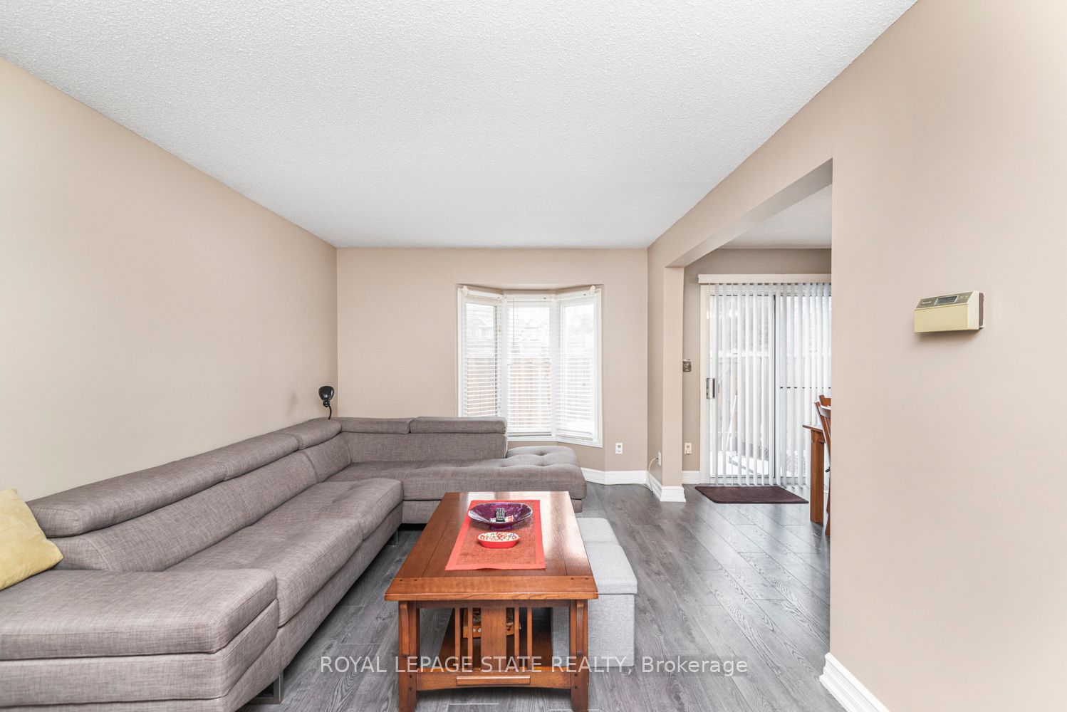 1 Royalwood Crt, #15