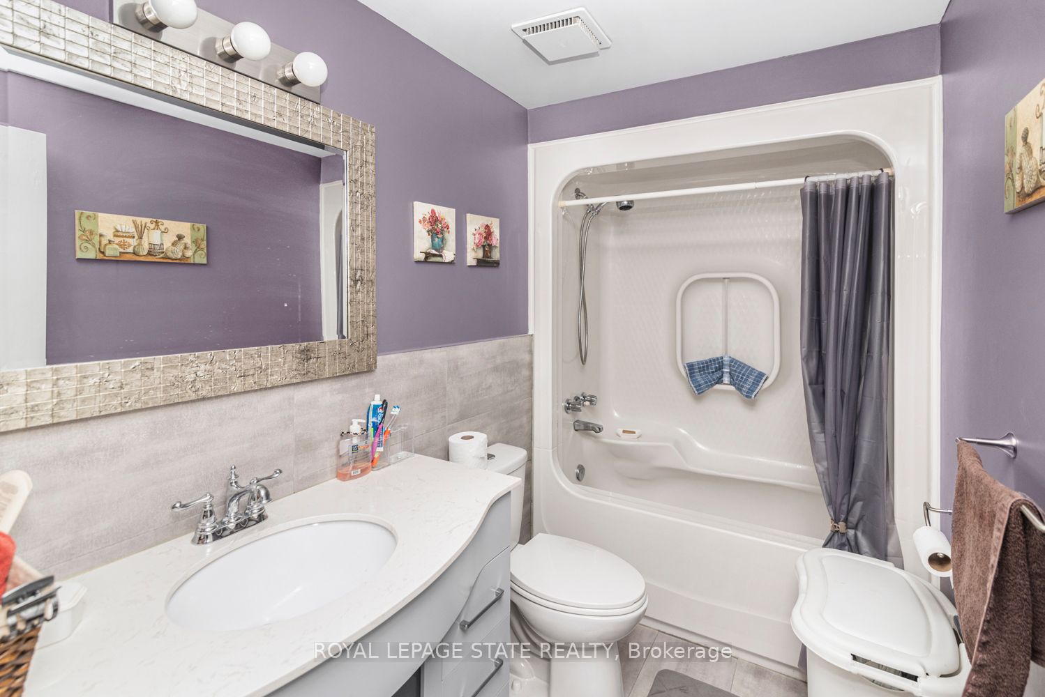 1 Royalwood Crt, #15