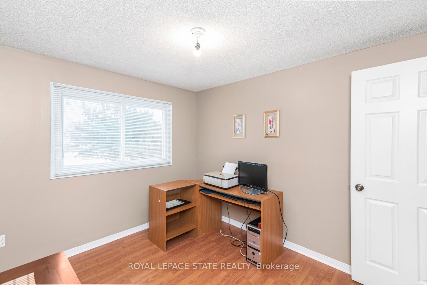 1 Royalwood Crt, #15