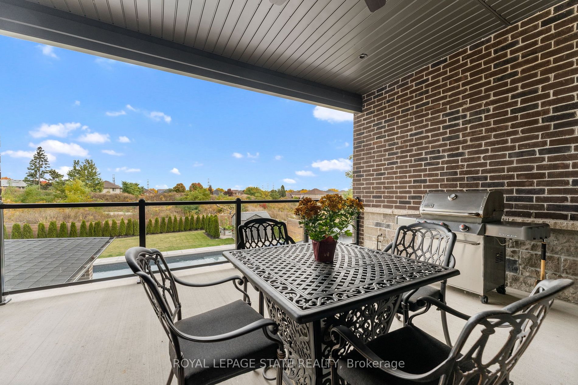 9848 Twenty Road W
