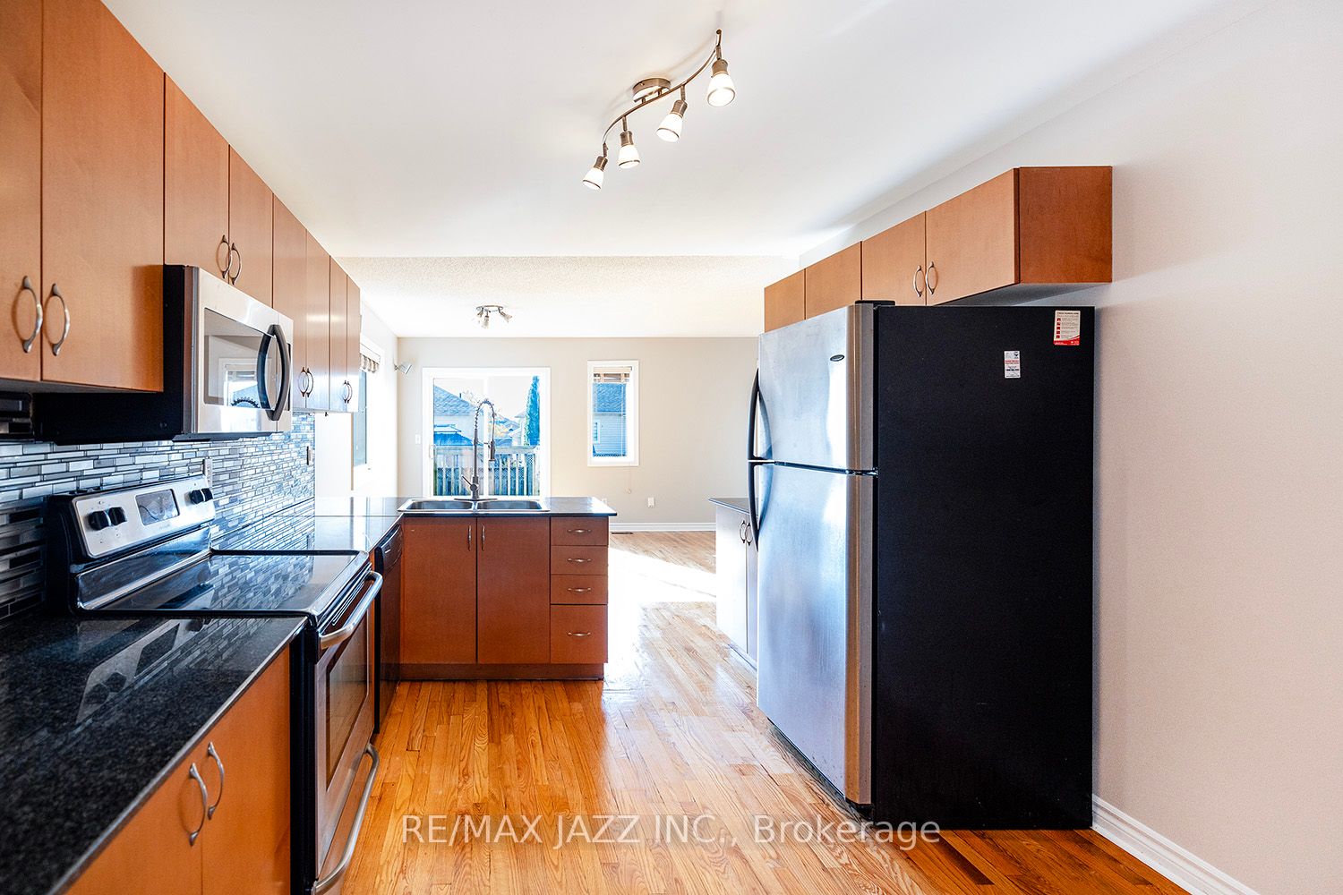 70 Jarvis Dr