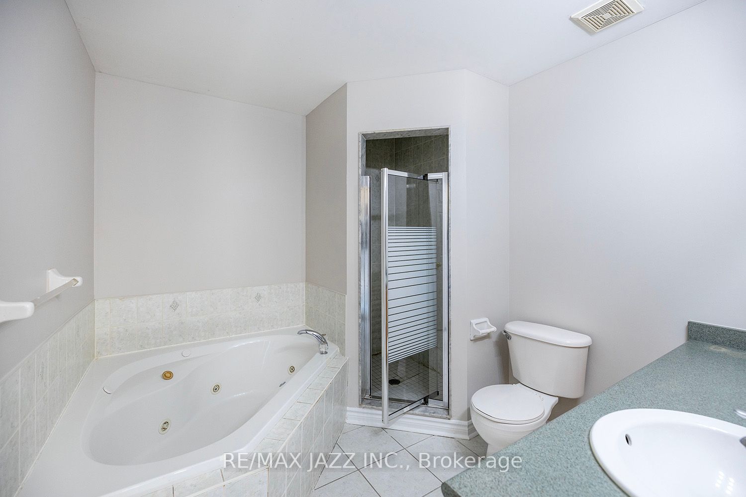 70 Jarvis Dr