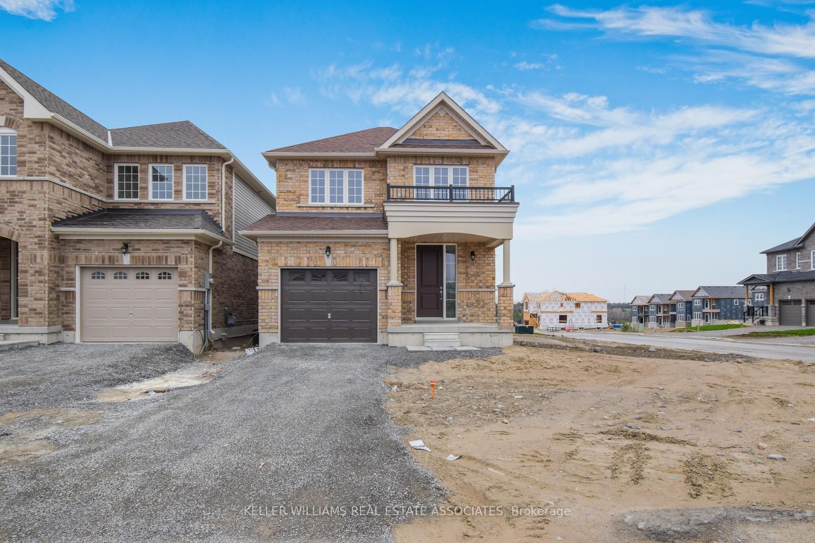 916 Bamford Terr