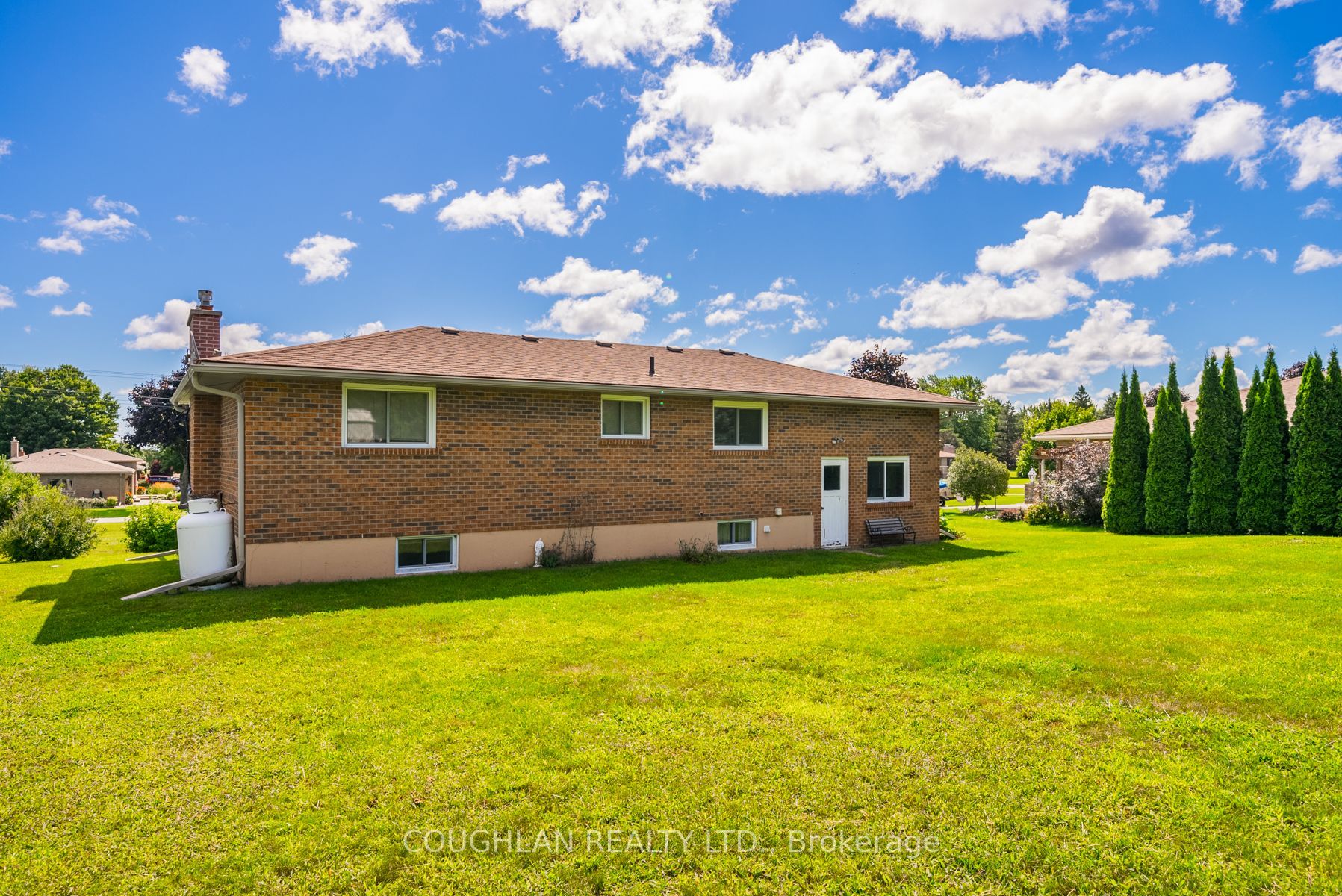 431 Old Surrey Lane