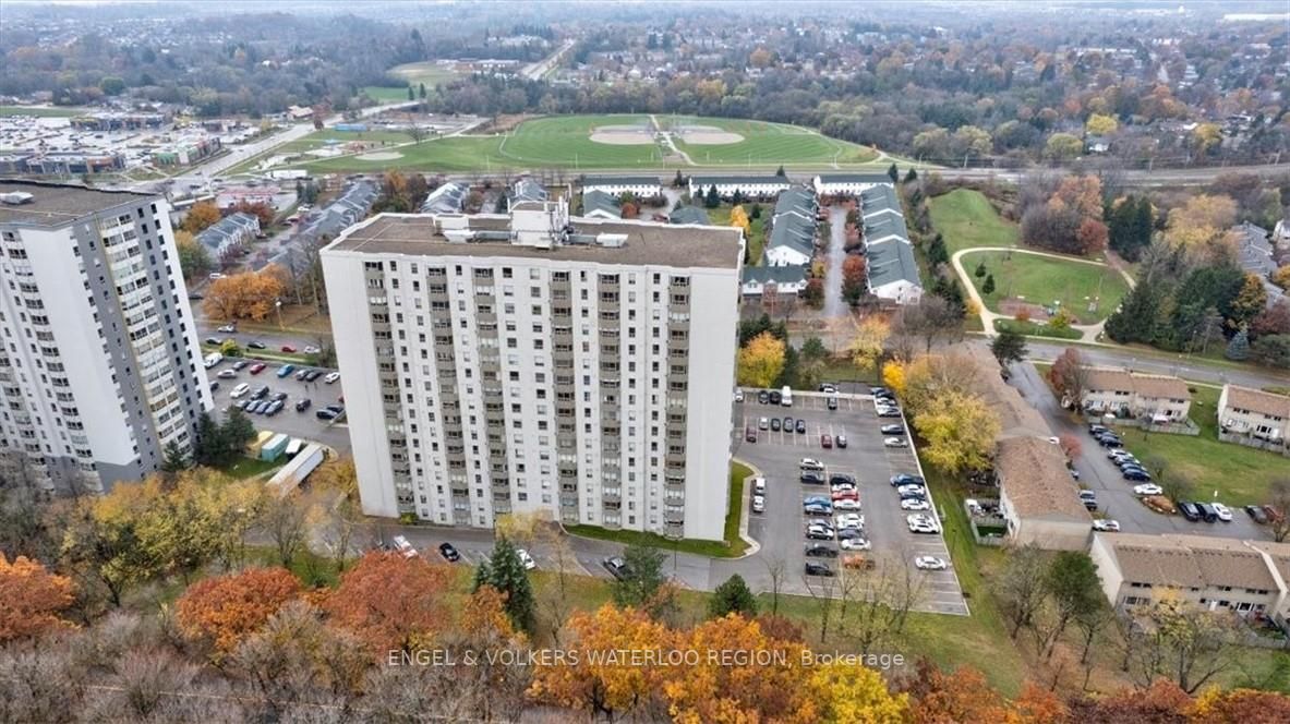 35 Green Valley Dr, #204
