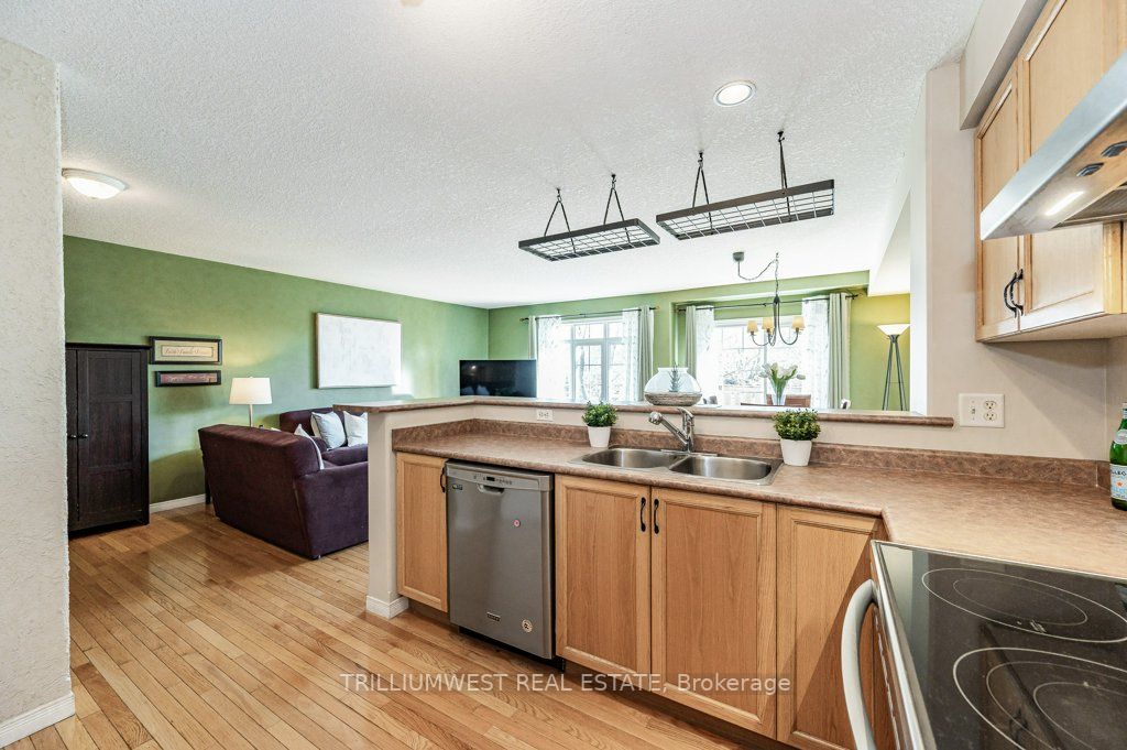 460 Woolwich St, #26