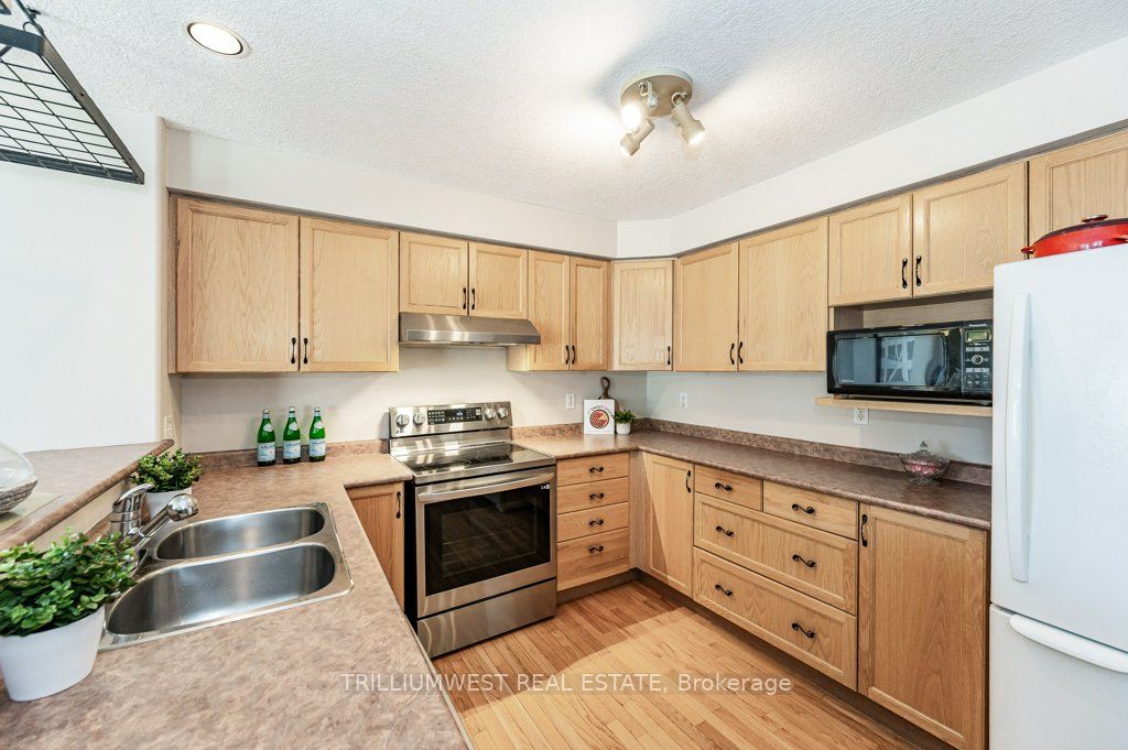 460 Woolwich St, #26
