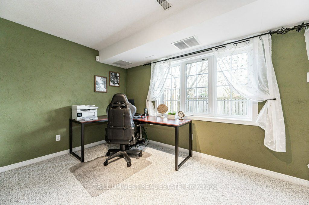 460 Woolwich St, #26
