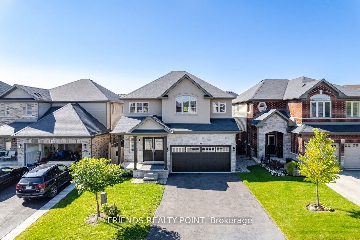 55 Thornbury Crt