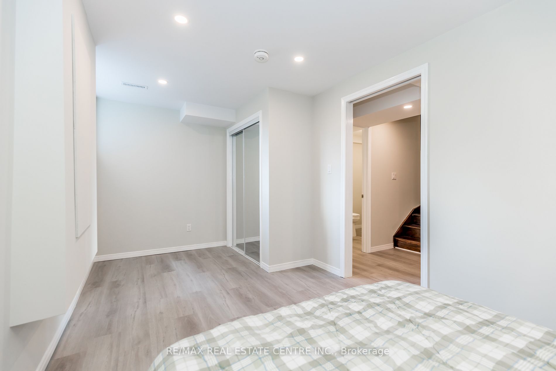 1049 Rippingale Tr