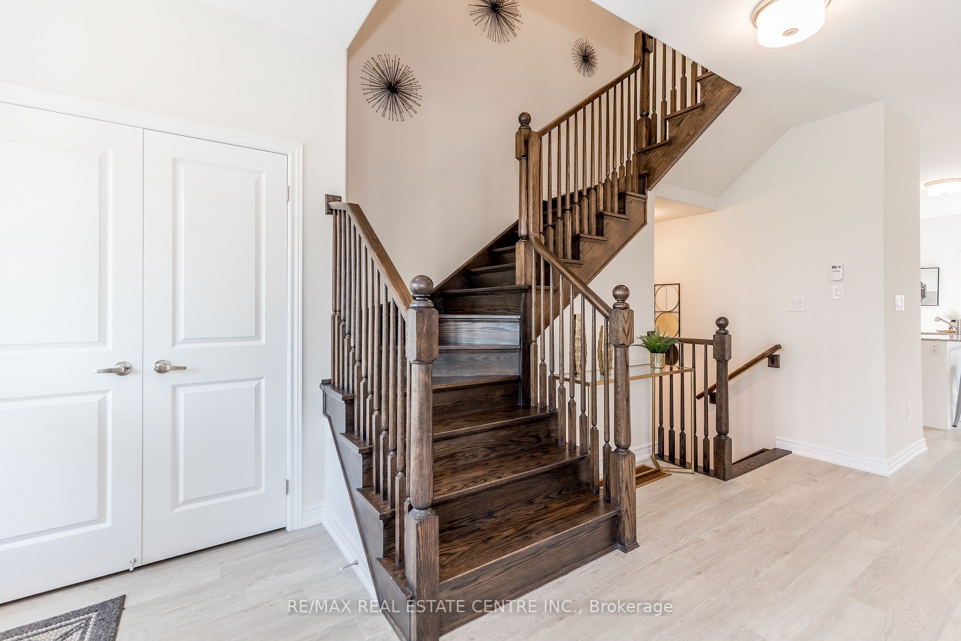 1049 Rippingale Tr