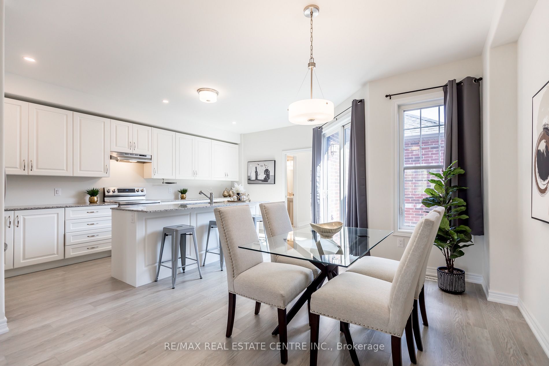 1049 Rippingale Tr