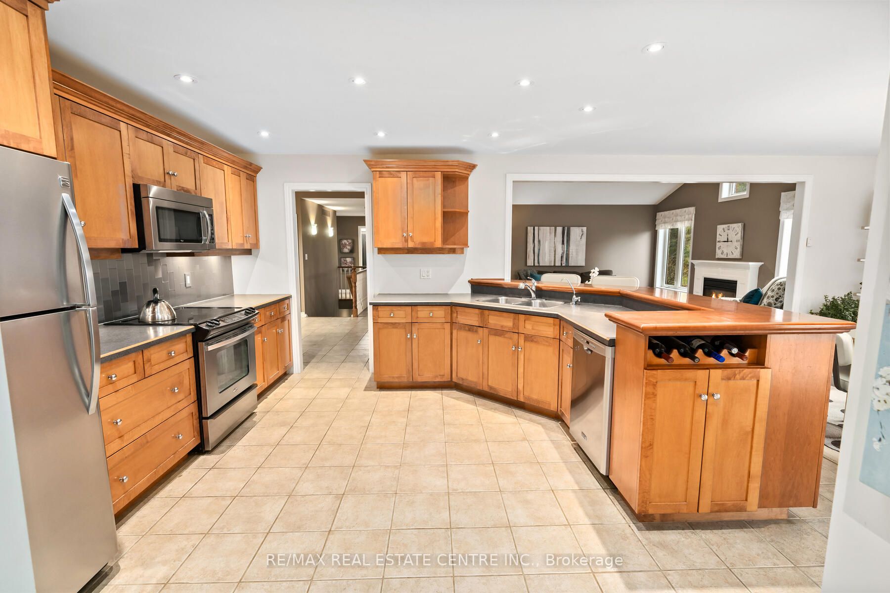 50 Delarmbro Dr