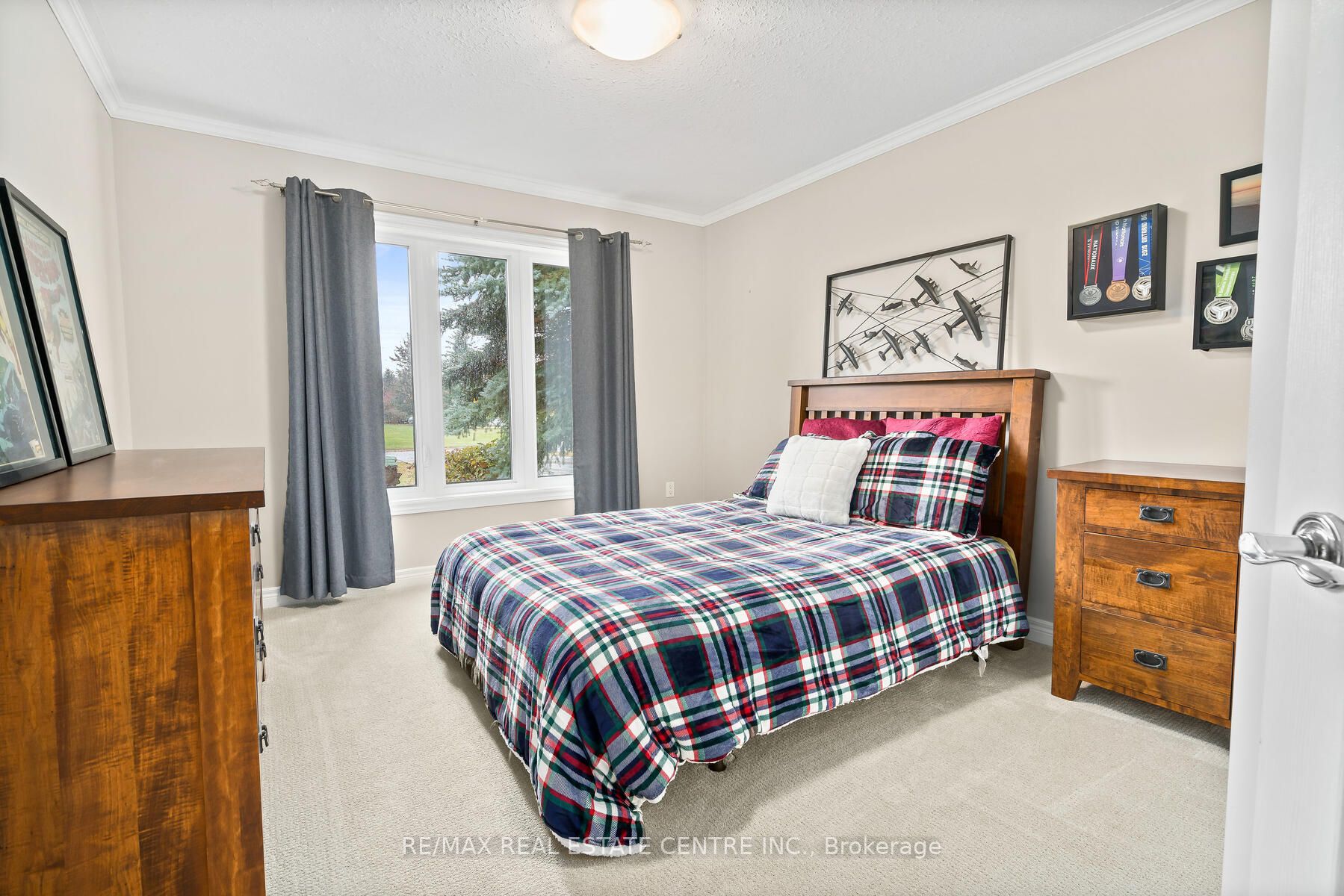 50 Delarmbro Dr