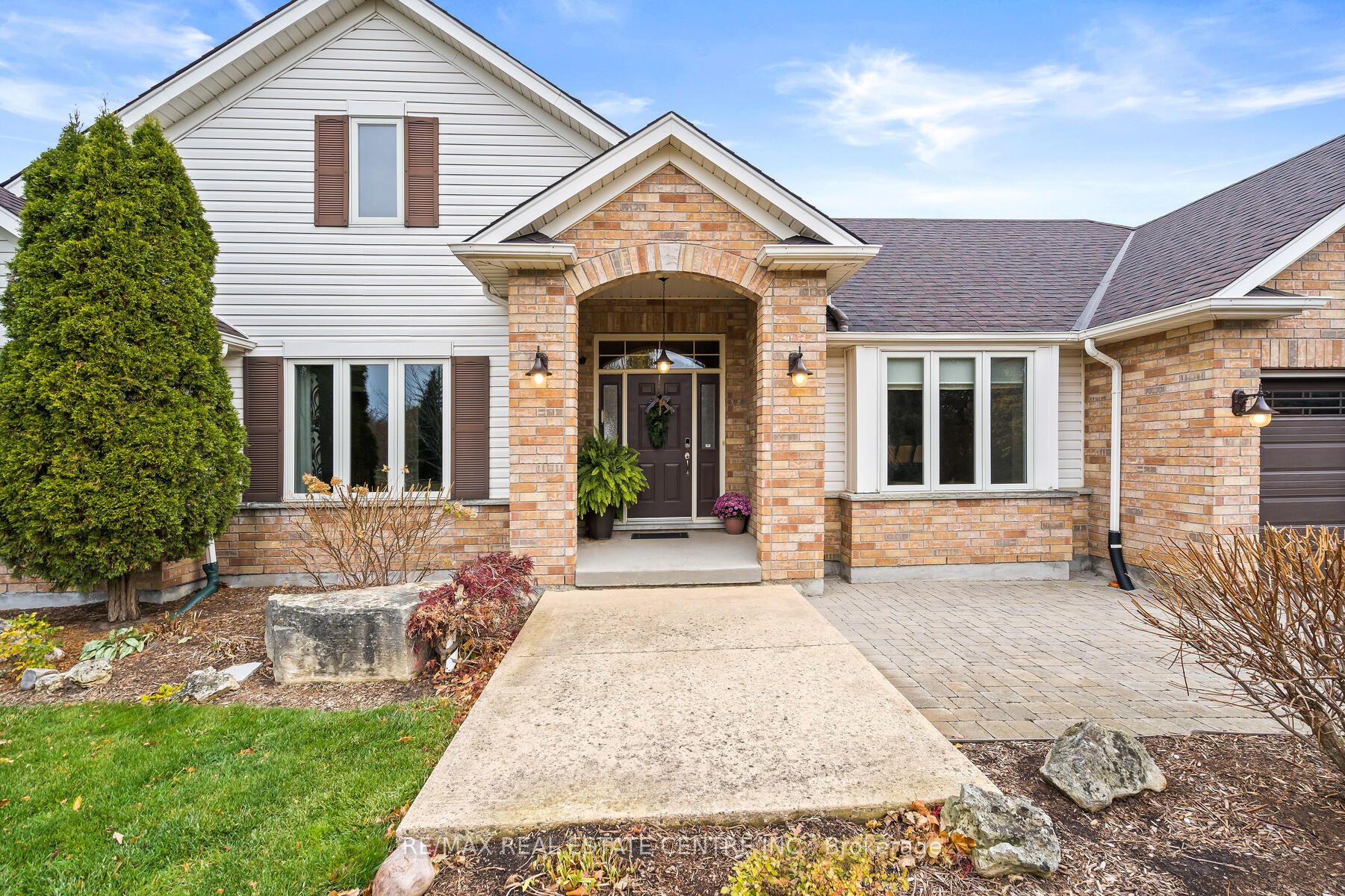 50 Delarmbro Dr