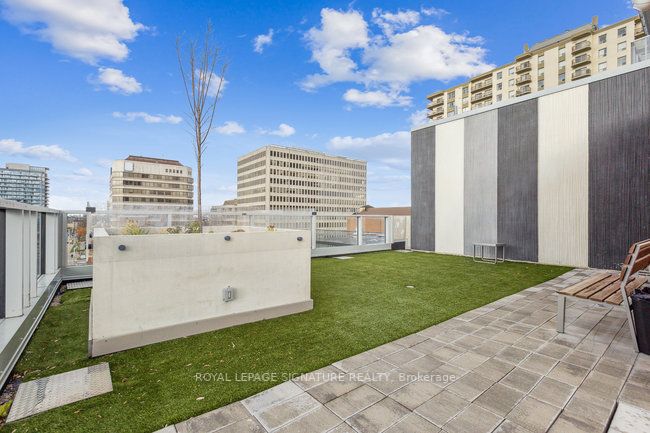 60 Frederick St N, #1407