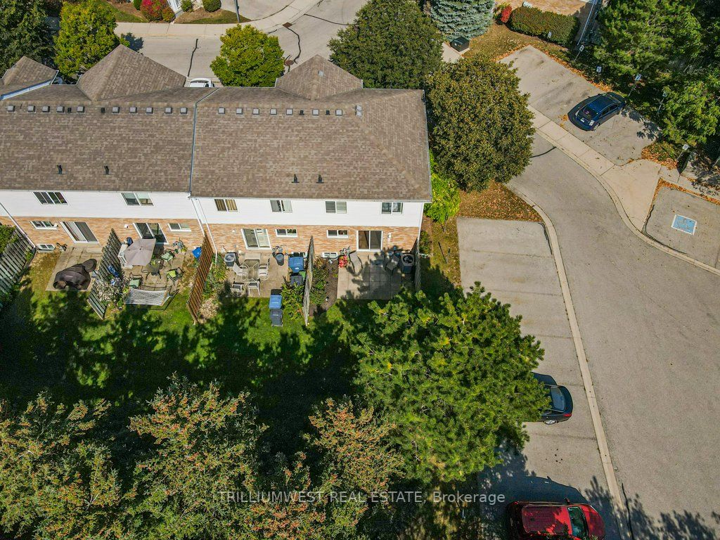 240 London Rd W, #18