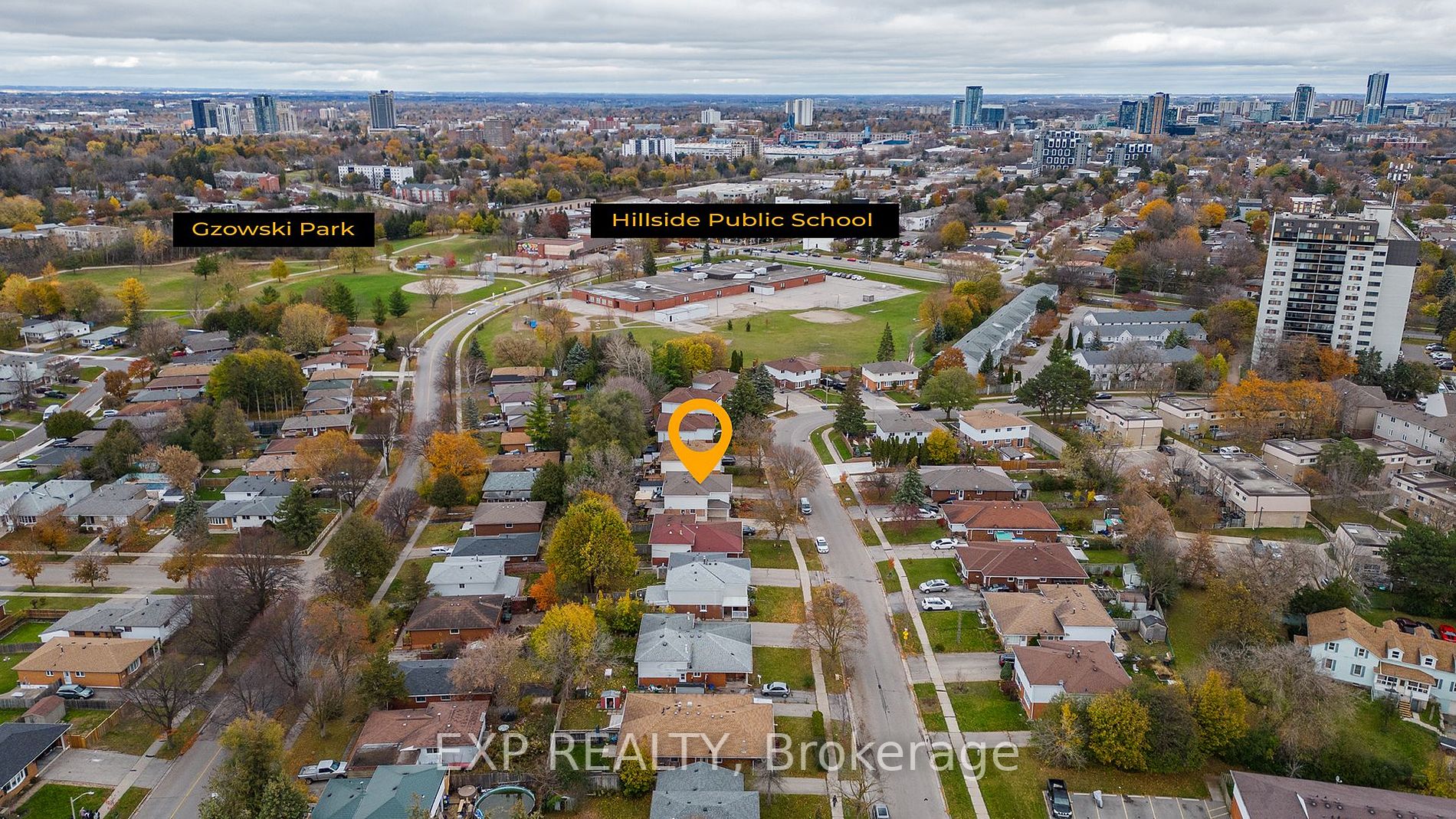 146 Mooregate Cres