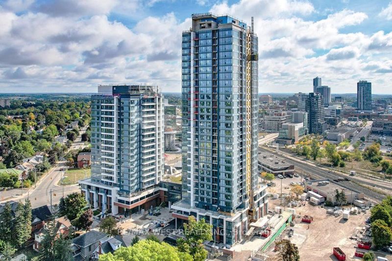 15 Wellington St, #1606
