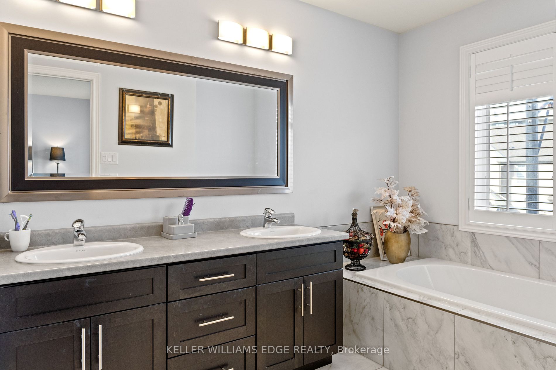 98 Shoreview Pl, #19