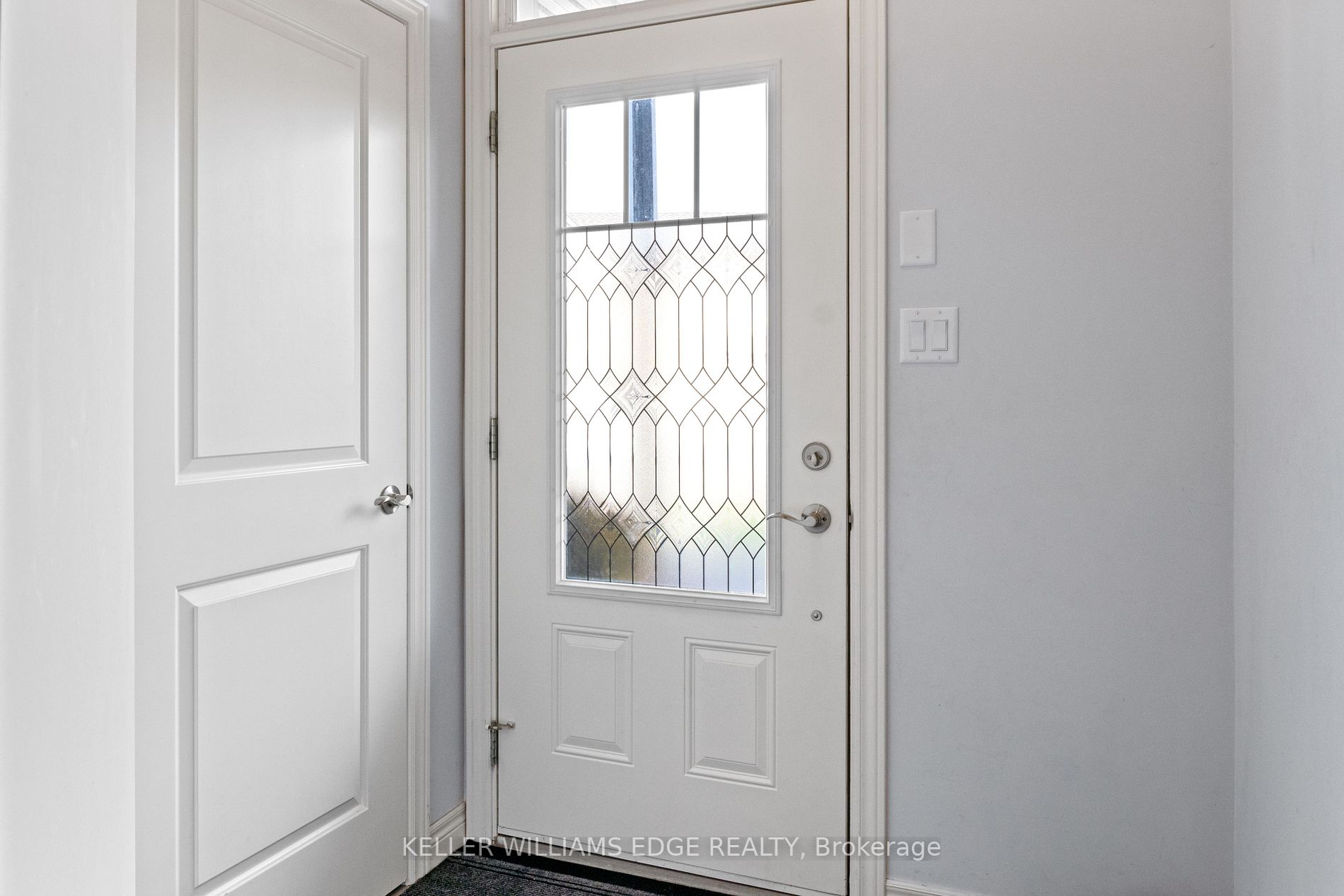98 Shoreview Pl, #19