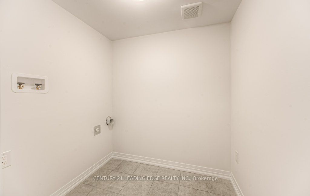 6 Crossmore Cres