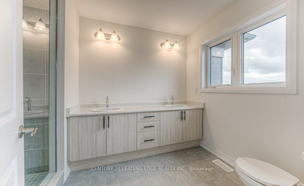 6 Crossmore Cres